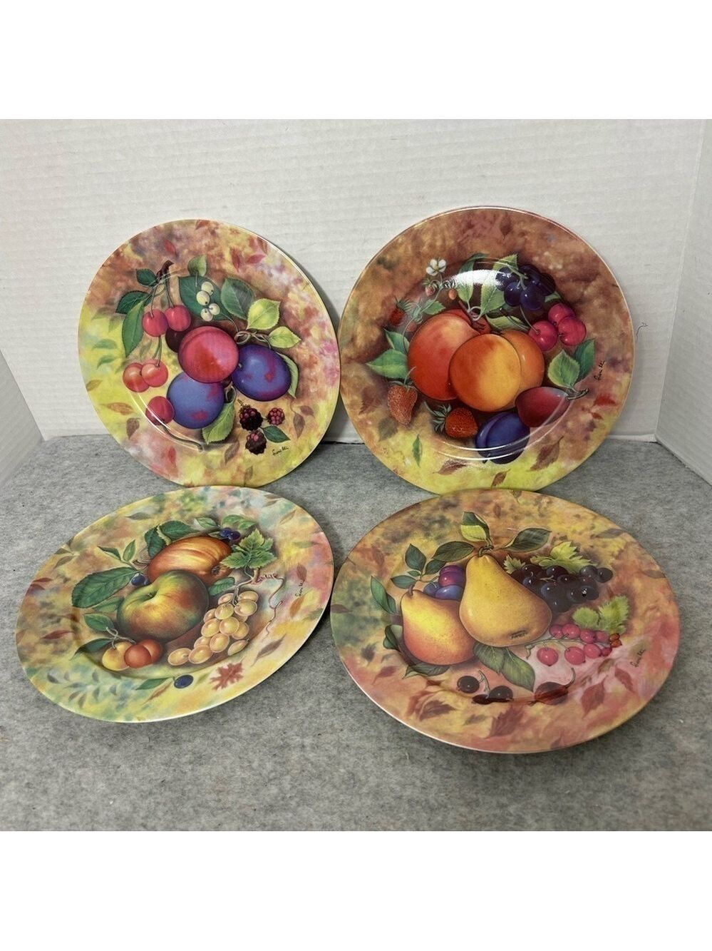 FOUR Godinger 1855 Email de Limoges Salad /Dessert Plates Set Fruit Series 7.5"